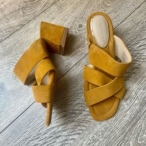 Kenneth Cole Maisie Slide Sandal -- Size 8.5